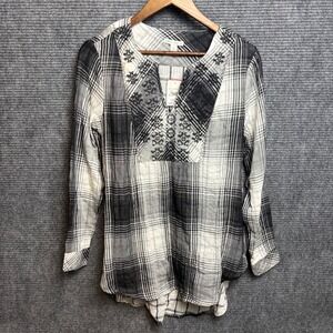 Cato Womens Small Black White Plaid Embroidered V-Neck Tunic Blouse NWT Cotton